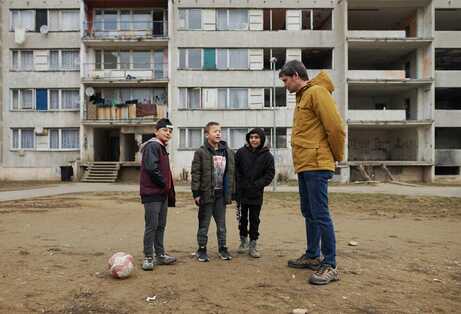 Dostupné bydlení, boj proti obchodu s chudobou