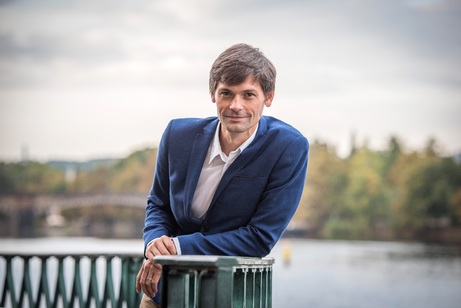 Moderní energetika je obnovitelná a demokratická